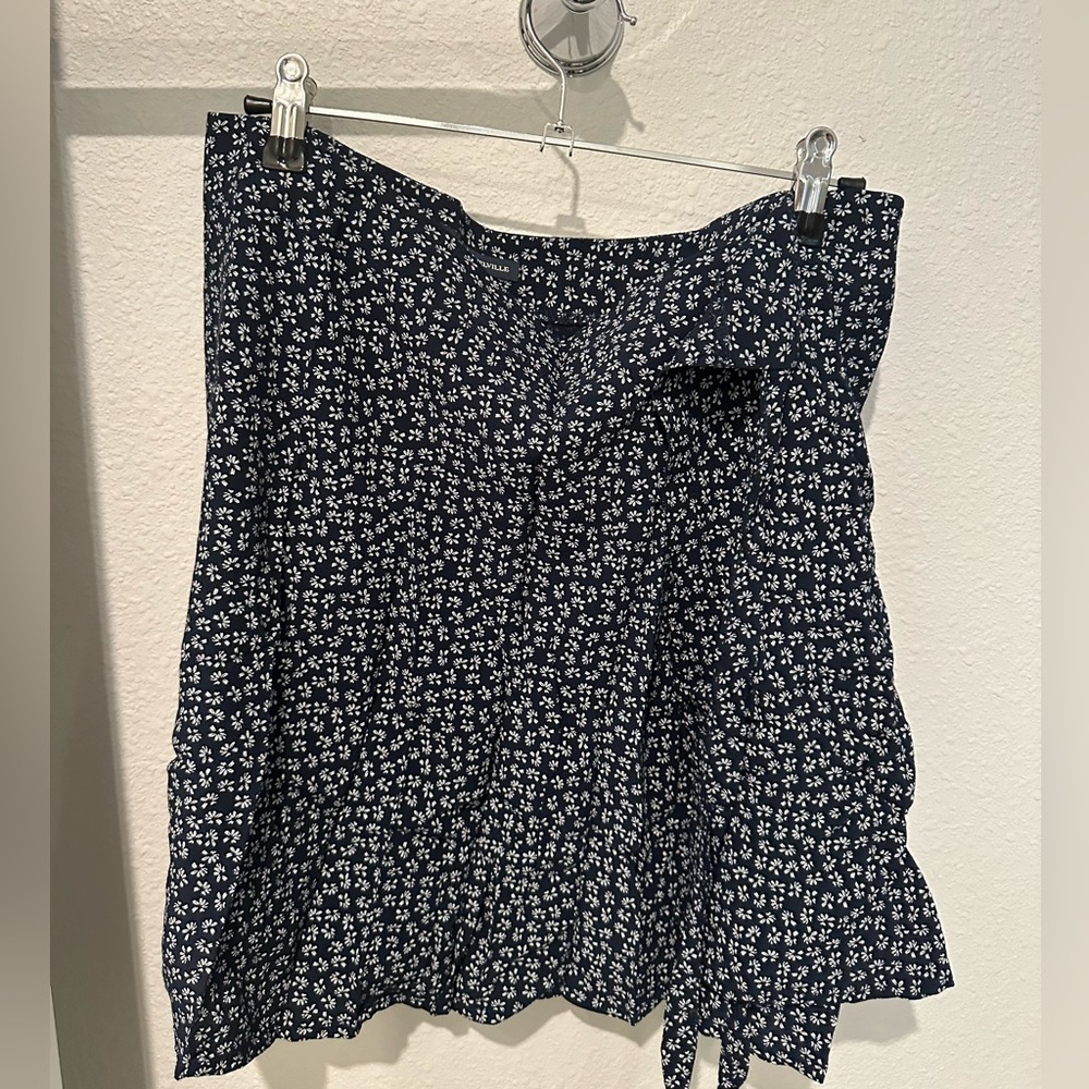 Brandy Melville wrap skirt